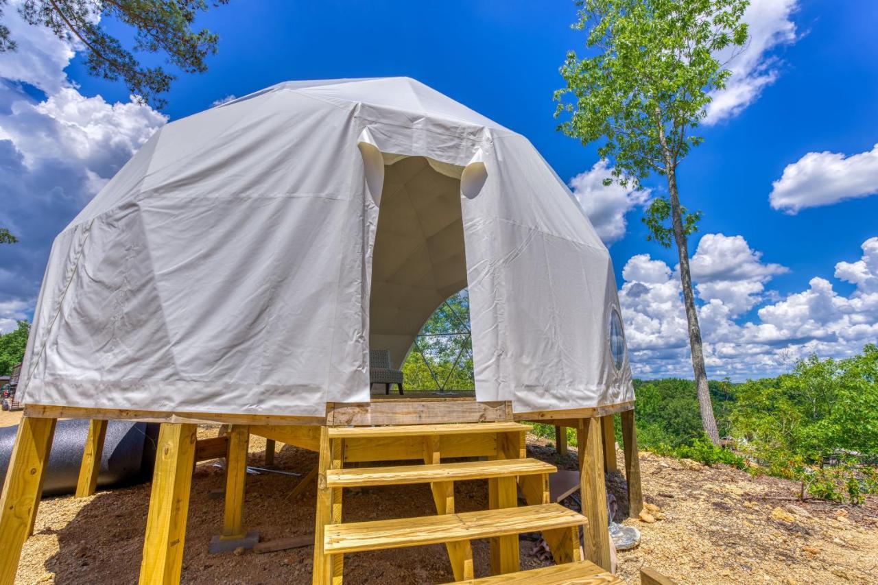 The Gemini-A Dreamy, Waterfront Tiny Cabin Rogersville Eksteriør billede